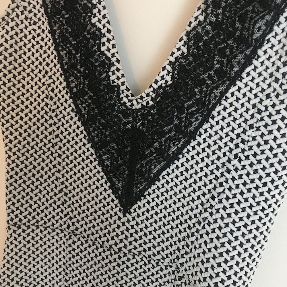 French Connection Color Block Textured Deeds - image 7